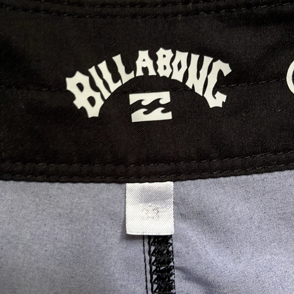 Billabong Men's Swim Shorts - Picture 3 of 10